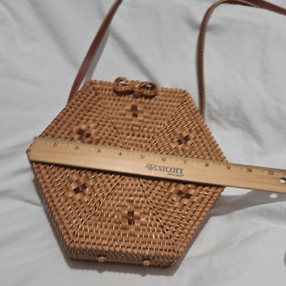 Source Unknown Hexagonal Woven Brown Crossbody Bag - image 8